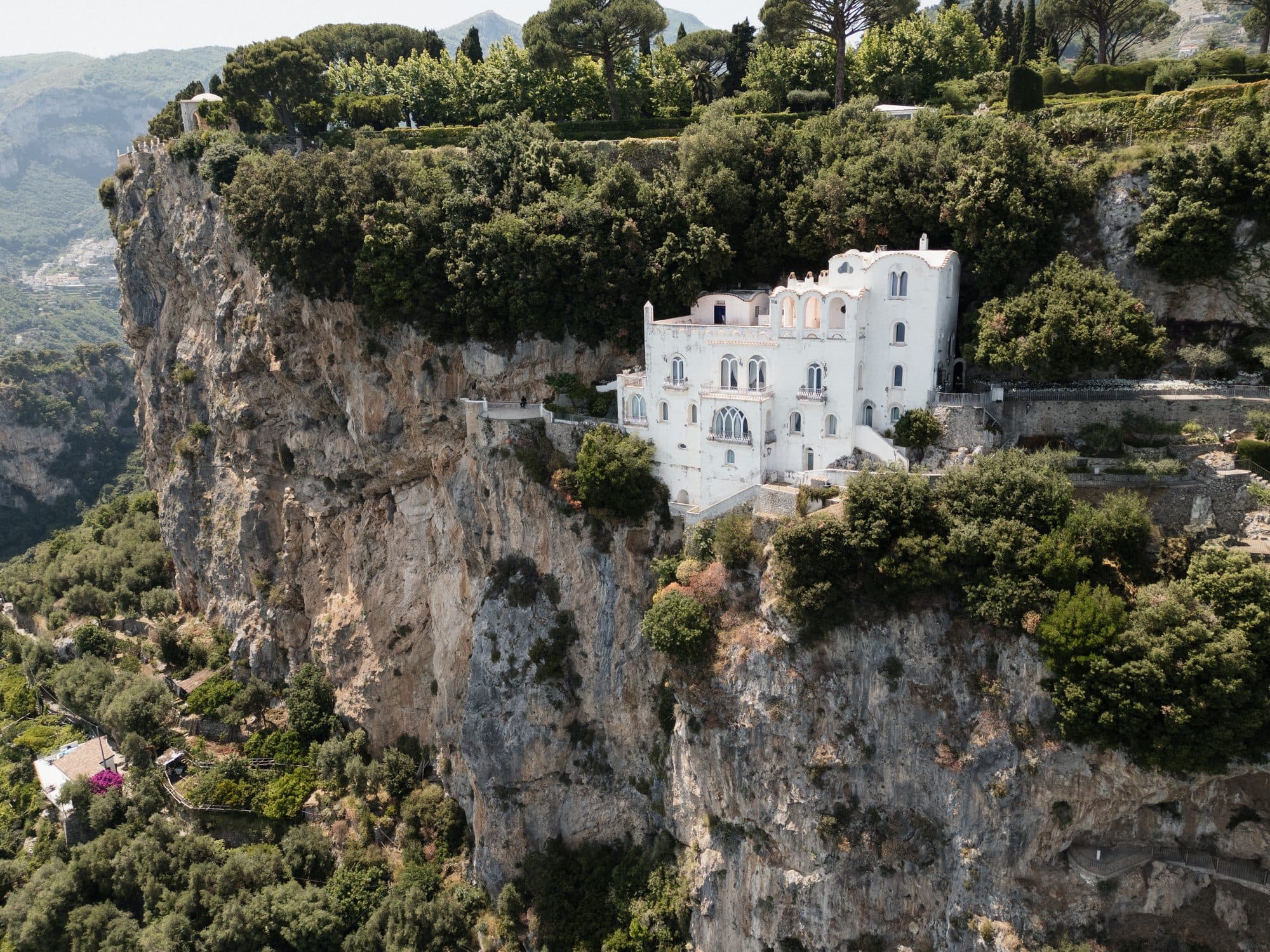White villa perched on the cliffs of the Amalfi Coast